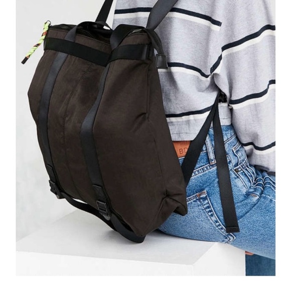 Black backpack/tote - Picture 2 of 4